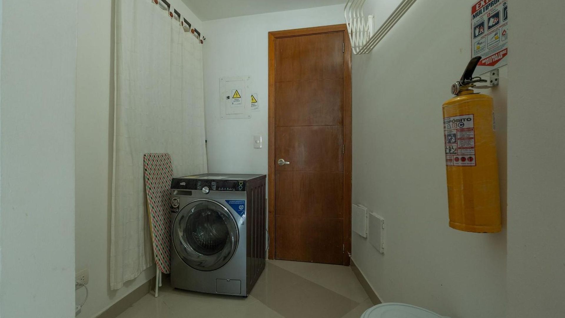 Apartamento Un Espacio Sofisticado En Medio De El Laguito Edificio Poseidon Del Caribe
