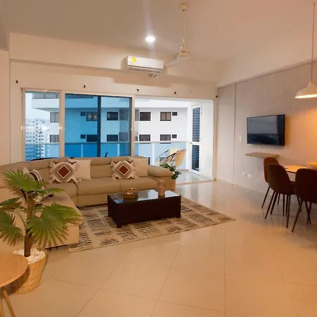 Un Espacio Sofisticado En Medio De El Laguito Edificio Poseidon Del Caribe Apartment *