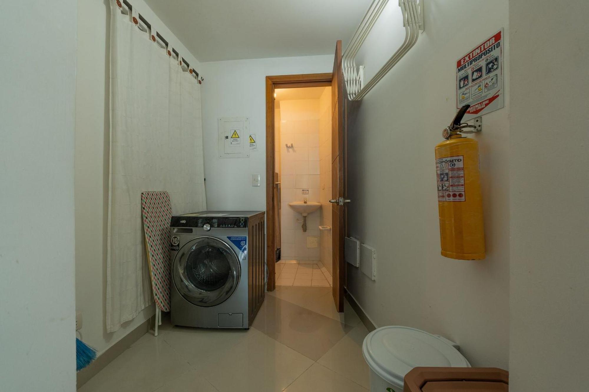 Un Espacio Sofisticado En Medio De El Laguito Edificio Poseidon Del Caribe